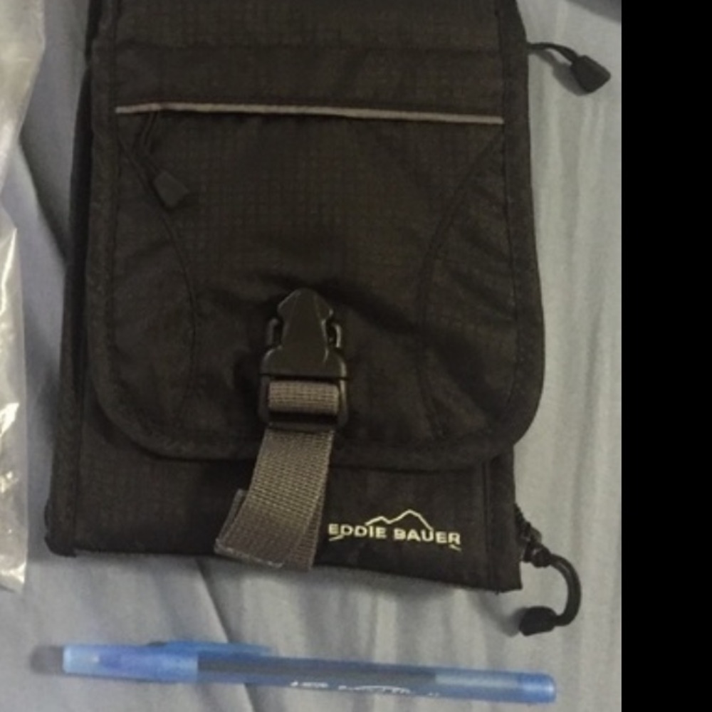 Eddie Bauer NEW travel bag black RETRO - Picture 2 of 9